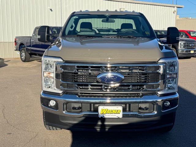New 2026 Ford F350 XLT w/ FX4 Off-Road Package image 8