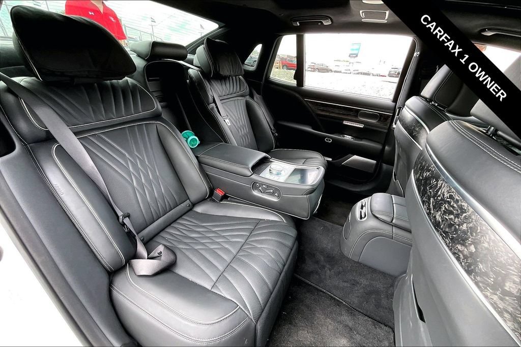 Used 2025 Genesis G90 3.5T AWD/4WD image 24