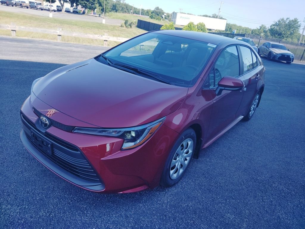 New 2026 Toyota Corolla LE FWD image 2