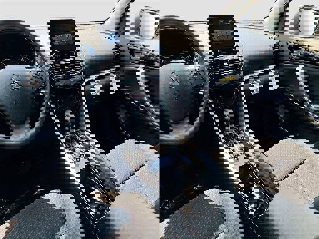 New 2025 Mitsubishi Eclipse Cross LE image 22