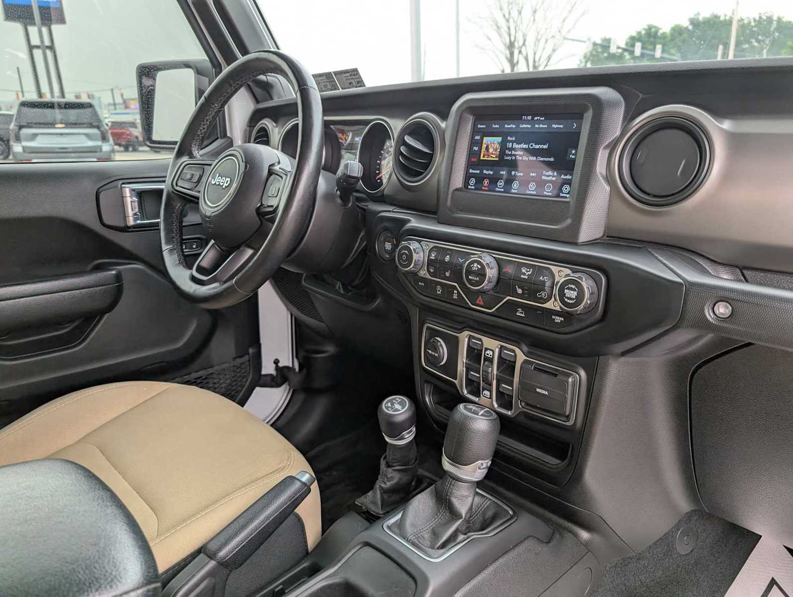 Used 2022 Jeep Wrangler Unlimited Sport AWD/4WD image 45
