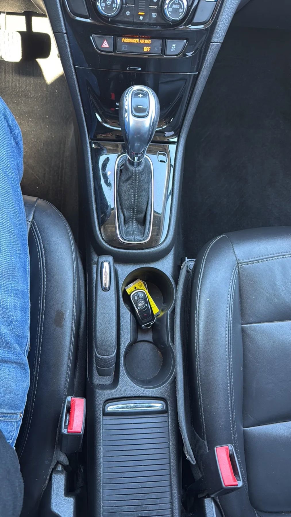 Used 2018 Buick Encore Essence image 19