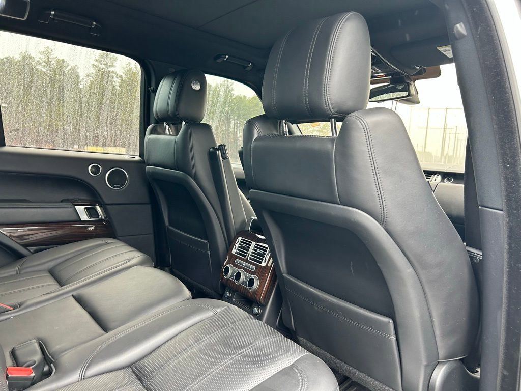 Used 2016 Land Rover Range Rover Supercharged image 17