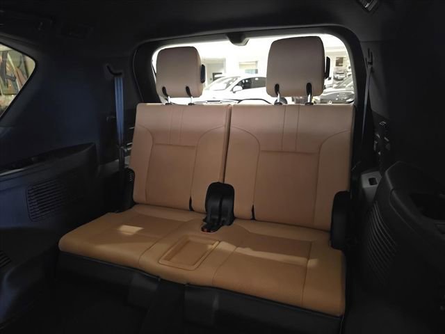 New 2026 Lexus LX 700h Luxury AWD/4WD image 32