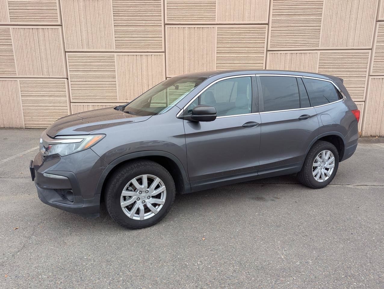 Used 2019 Honda Pilot LX image 2