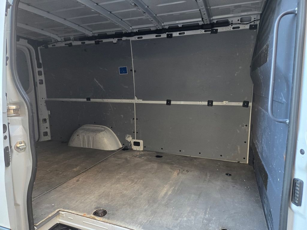 Used 2023 Mercedes-Benz Sprinter 144 Cargo image 10