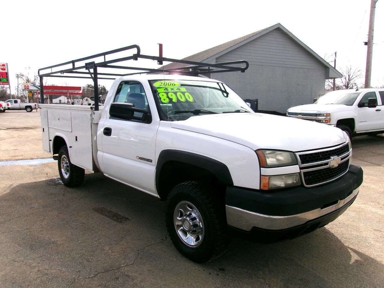 Used 2006 Chevrolet Silverado 2500 W/T w/ Skid Plate Package image 9
