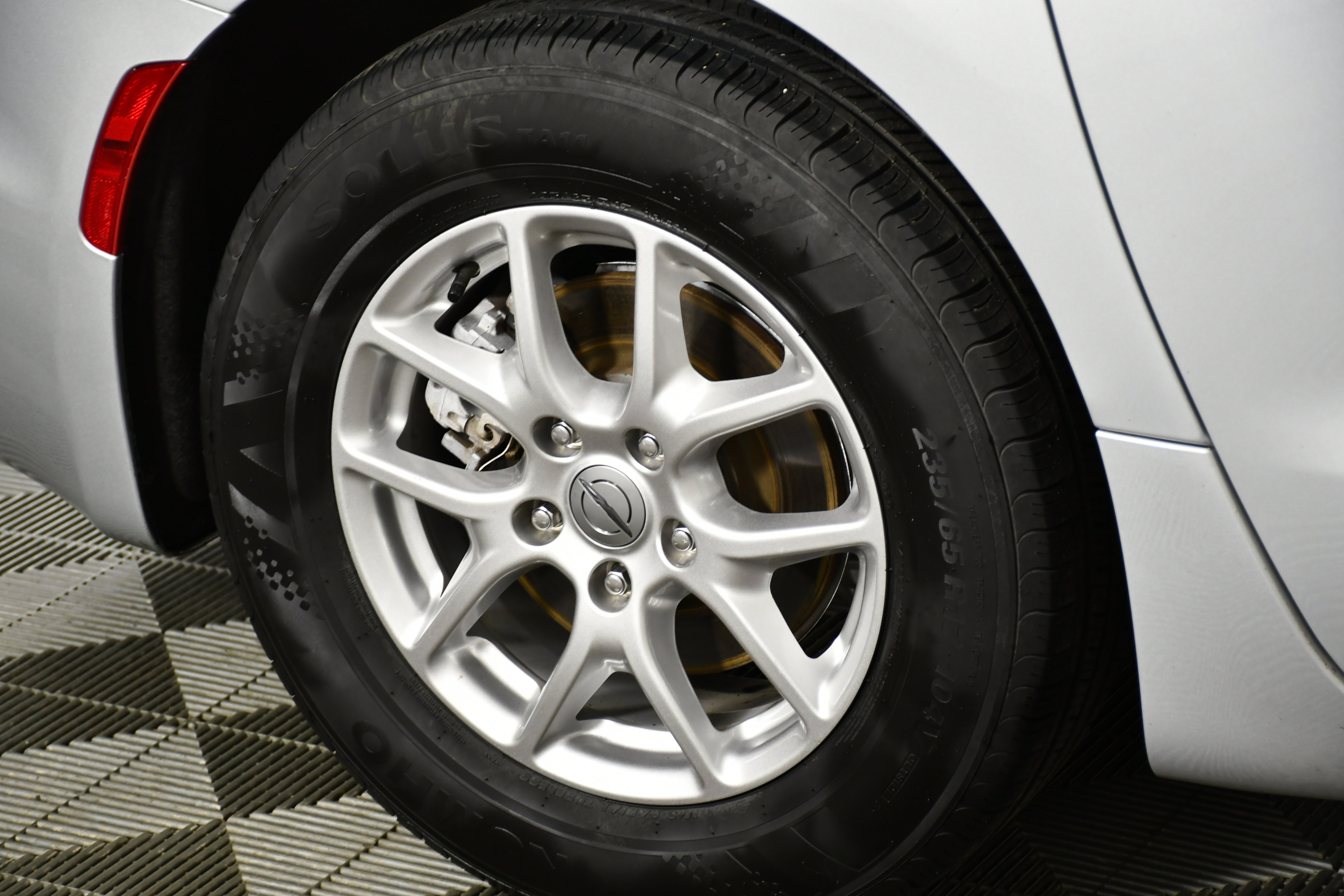 Used 2024 Chrysler Pacifica Touring-L image 55