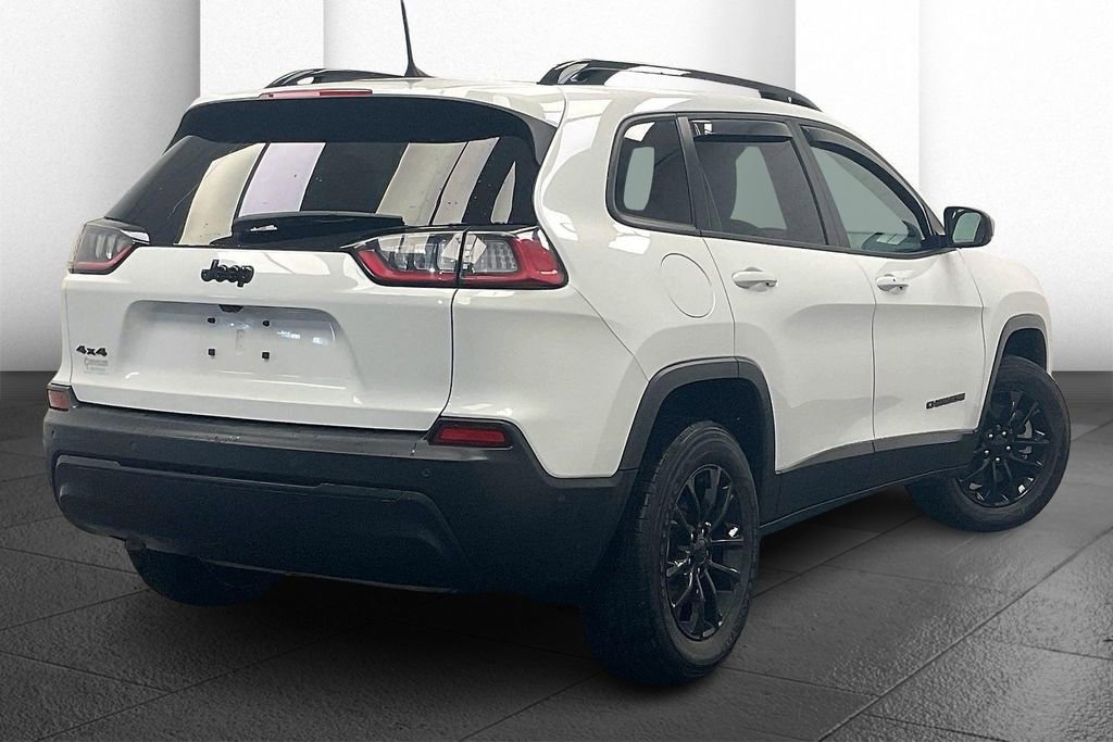 Used 2023 Jeep Cherokee Altitude Lux image 11