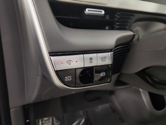 Certified 2024 Hyundai Ioniq 5 Limited AWD/4WD image 21