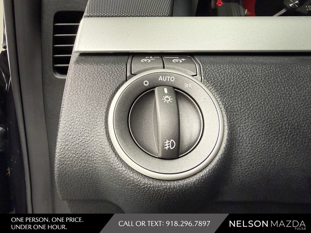 Used 2009 Pontiac G8 GT w/ Premium Package RWD image 26
