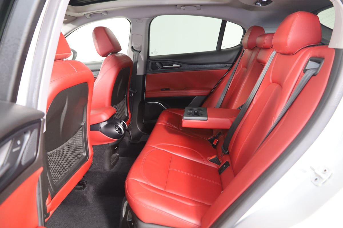 Used 2019 Alfa Romeo Stelvio w/ Nero Edizione RWD image 45