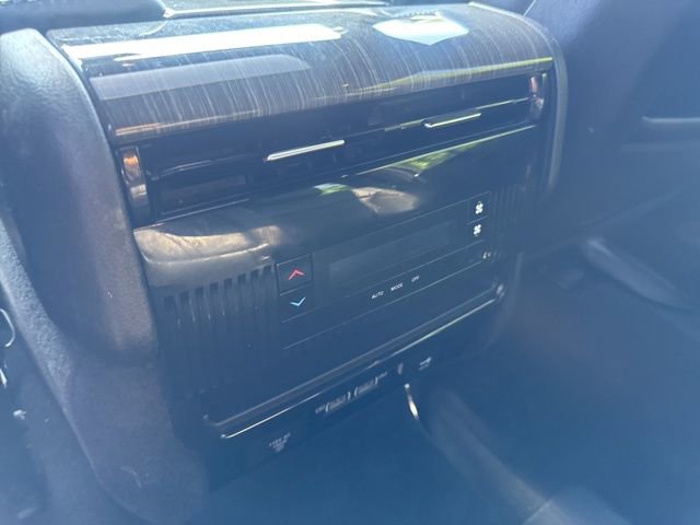 Used 2022 Jeep Wagoneer Series II w/ Premium Group I AWD/4WD image 15