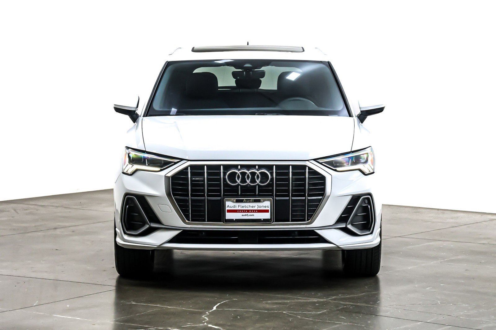 Used 2025 Audi Q3 2.0T Premium Plus w/ Premium Plus Package image 4