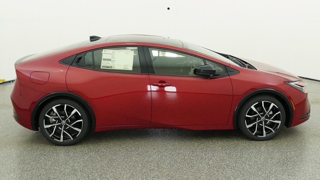 New 2026 Toyota Prius Plug-In Hybrid FWD image 22