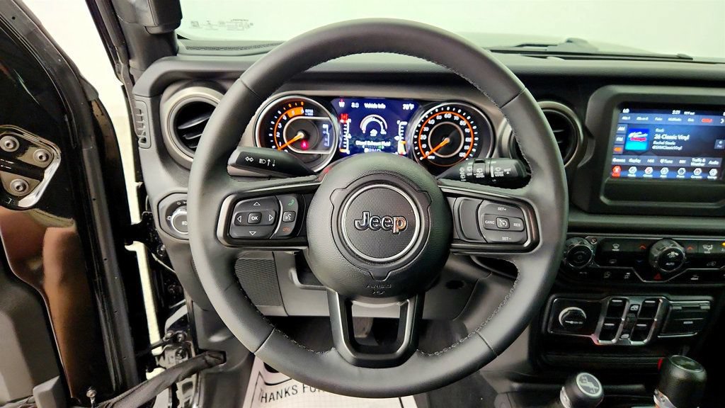 Used 2023 Jeep Wrangler Unlimited Sport AWD/4WD image 13