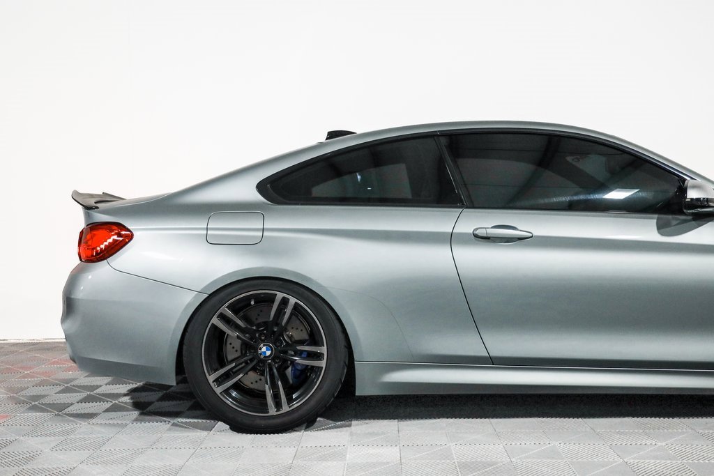 Used 2015 BMW M4 Coupe image 2