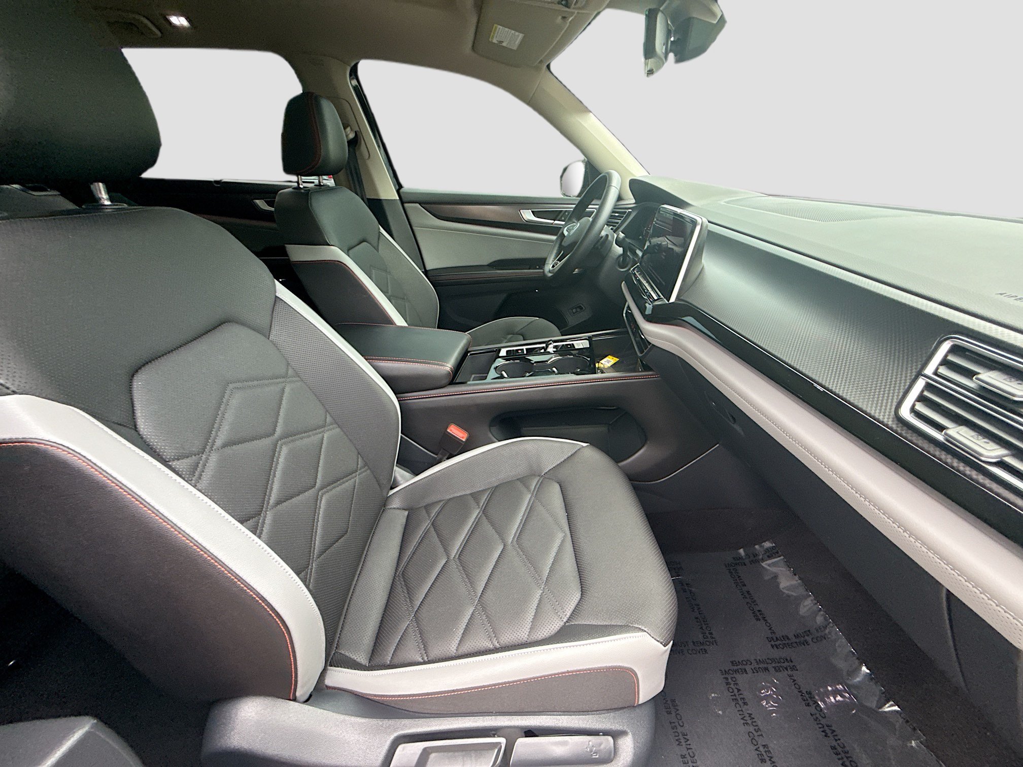 Certified 2026 Volkswagen Atlas Peak Edition AWD/4WD image 31
