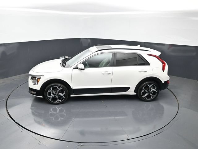 Used 2024 Kia Niro EX Touring FWD image 17