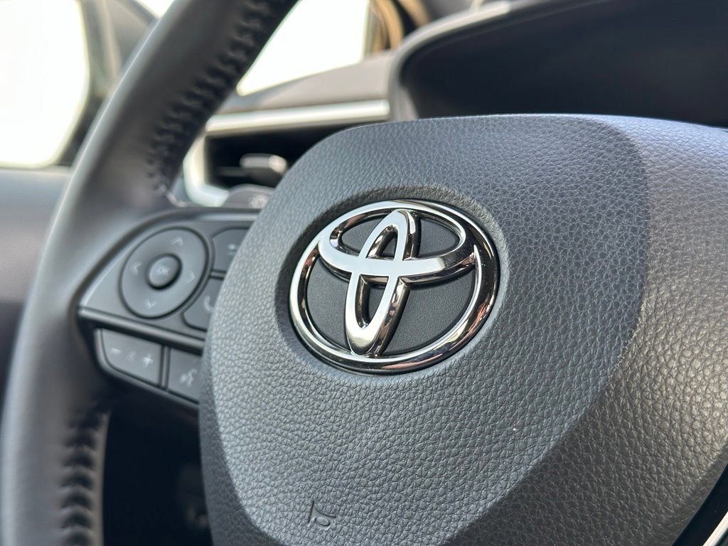 Certified 2026 Toyota Corolla SE w/ SE Premium Package FWD image 28