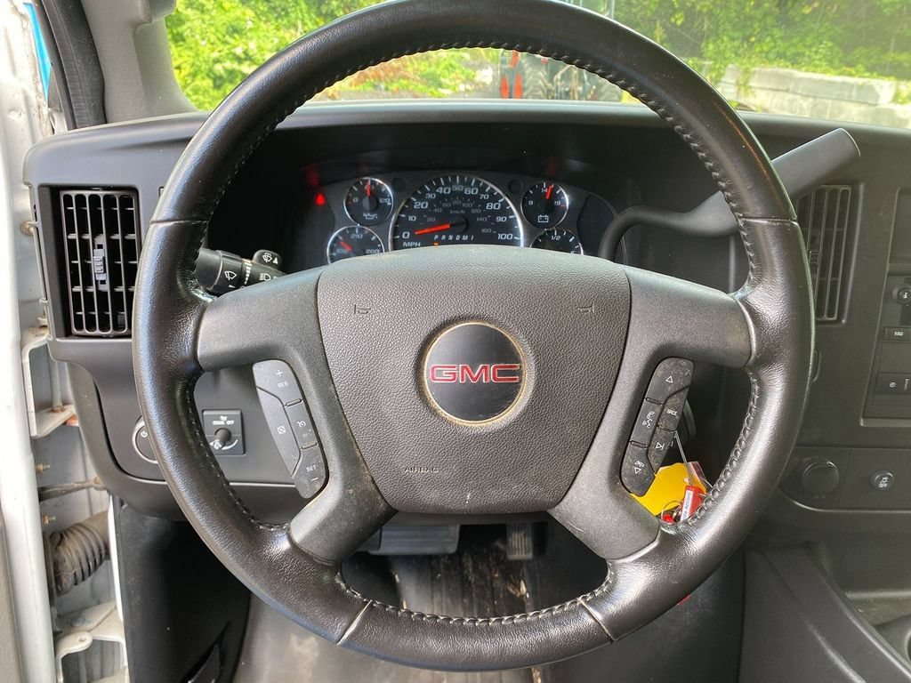 Used 2022 GMC Savana 3500 w/ Power Convenience Package RWD image 15