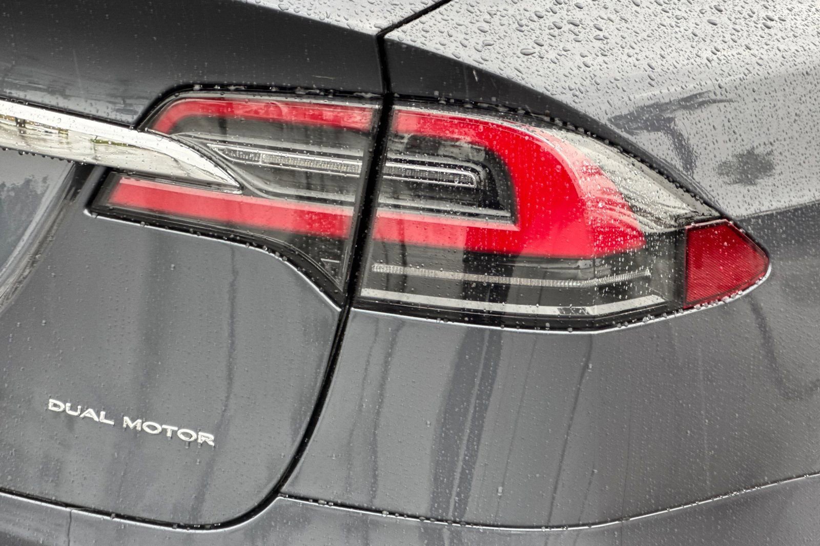 Used 2020 Tesla Model X Long Range image 15