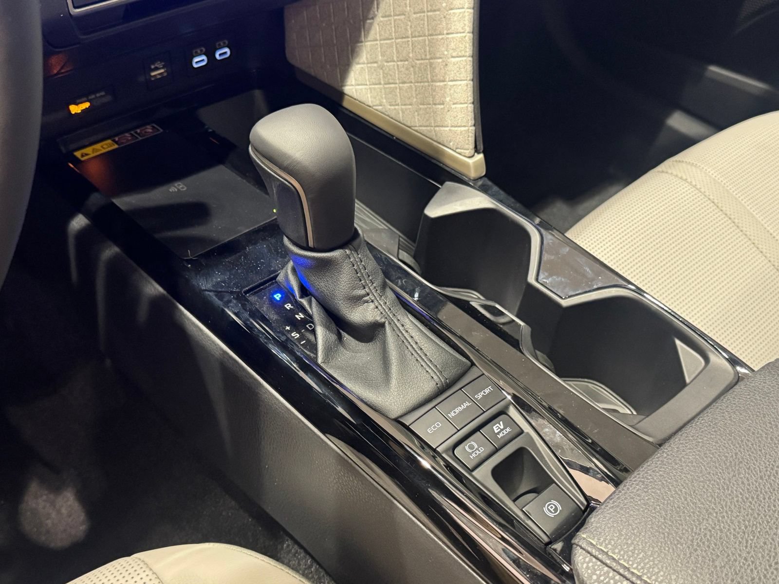 New 2026 Toyota Camry XLE AWD/4WD image 26