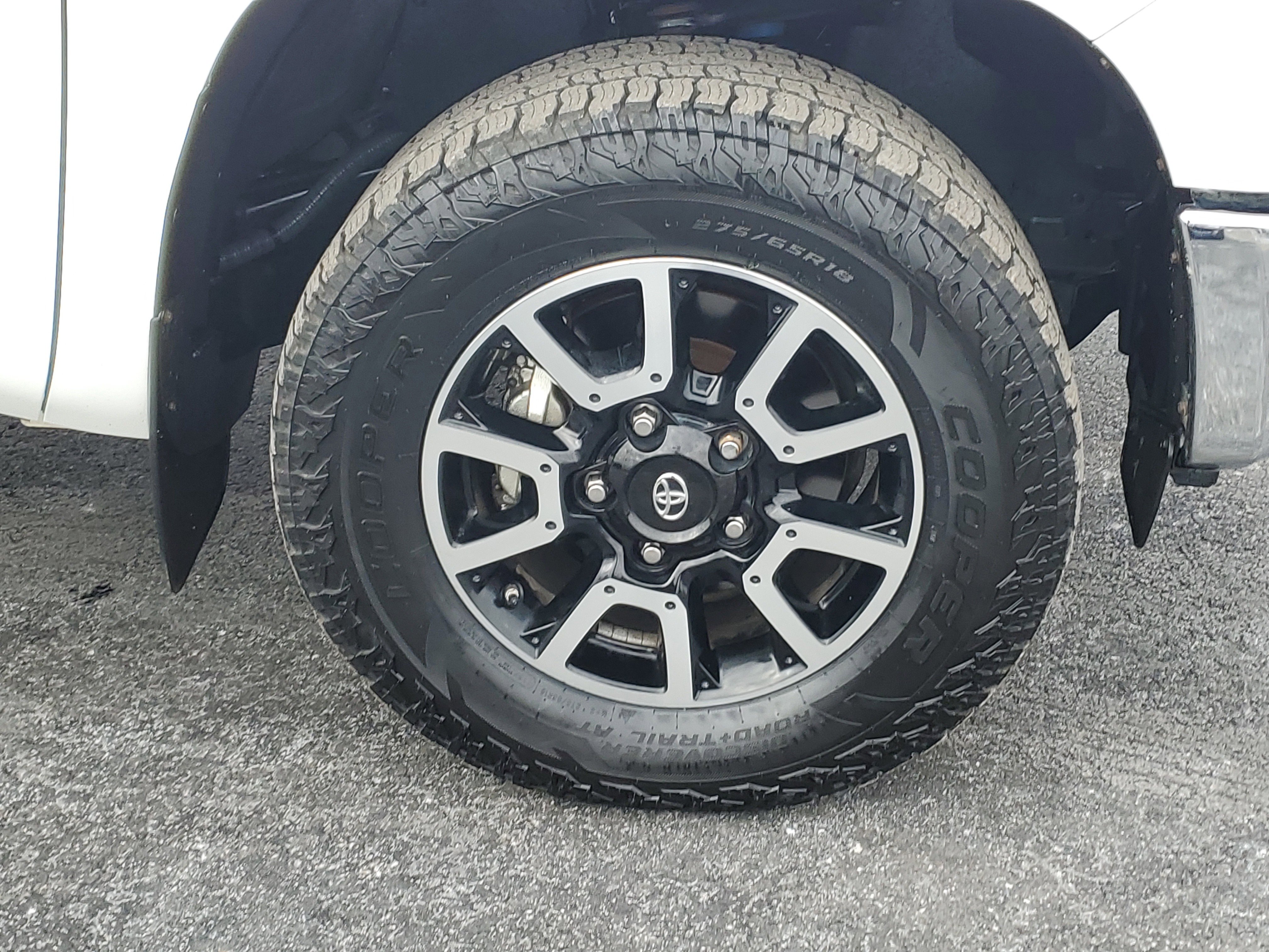 Used 2020 Toyota Tundra SR5 image 5