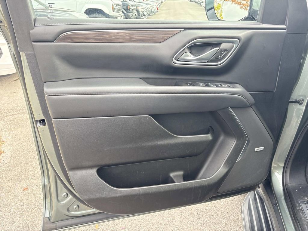 Used 2024 Chevrolet Tahoe LT image 24