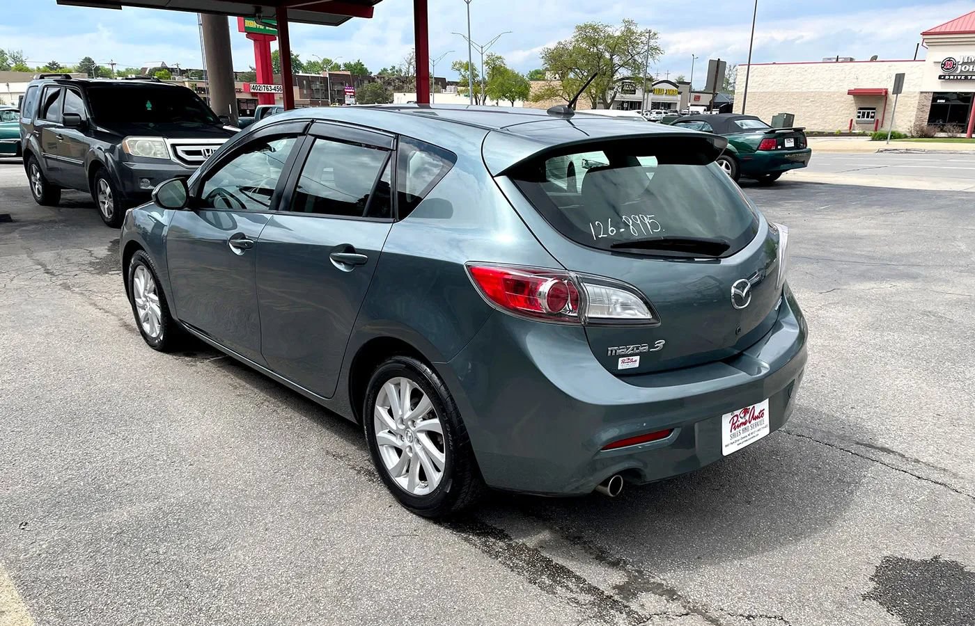 Used 2012 MAZDA MAZDA3 i Grand Touring w/ Tech Pkg FWD image 4