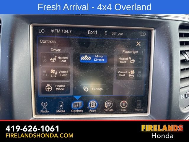 Used 2014 Jeep Grand Cherokee Overland w/ Advanced Technology Group AWD/4WD image 23