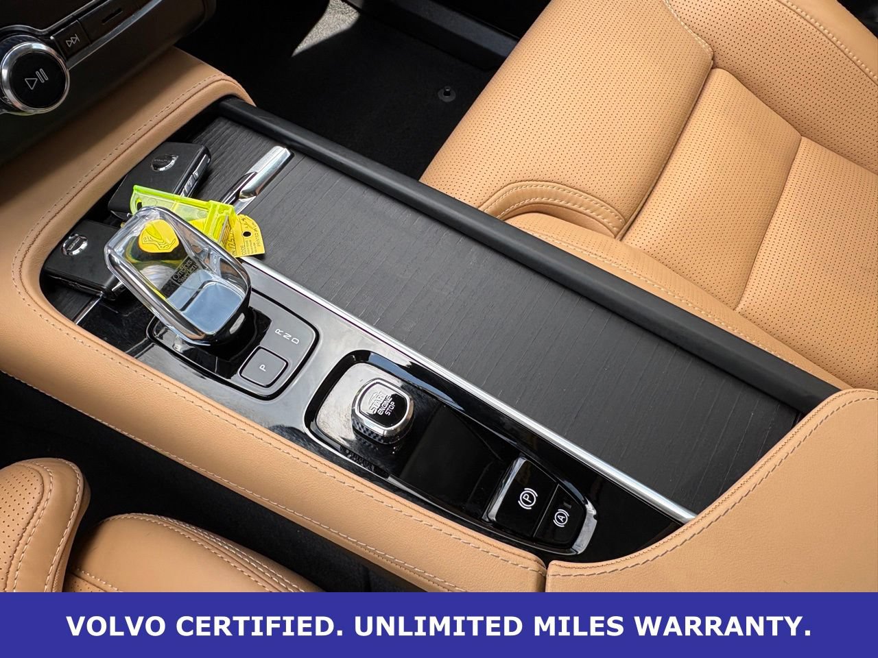 Certified 2024 Volvo XC90 T8 Ultimate w/ Lounge Package AWD/4WD image 20