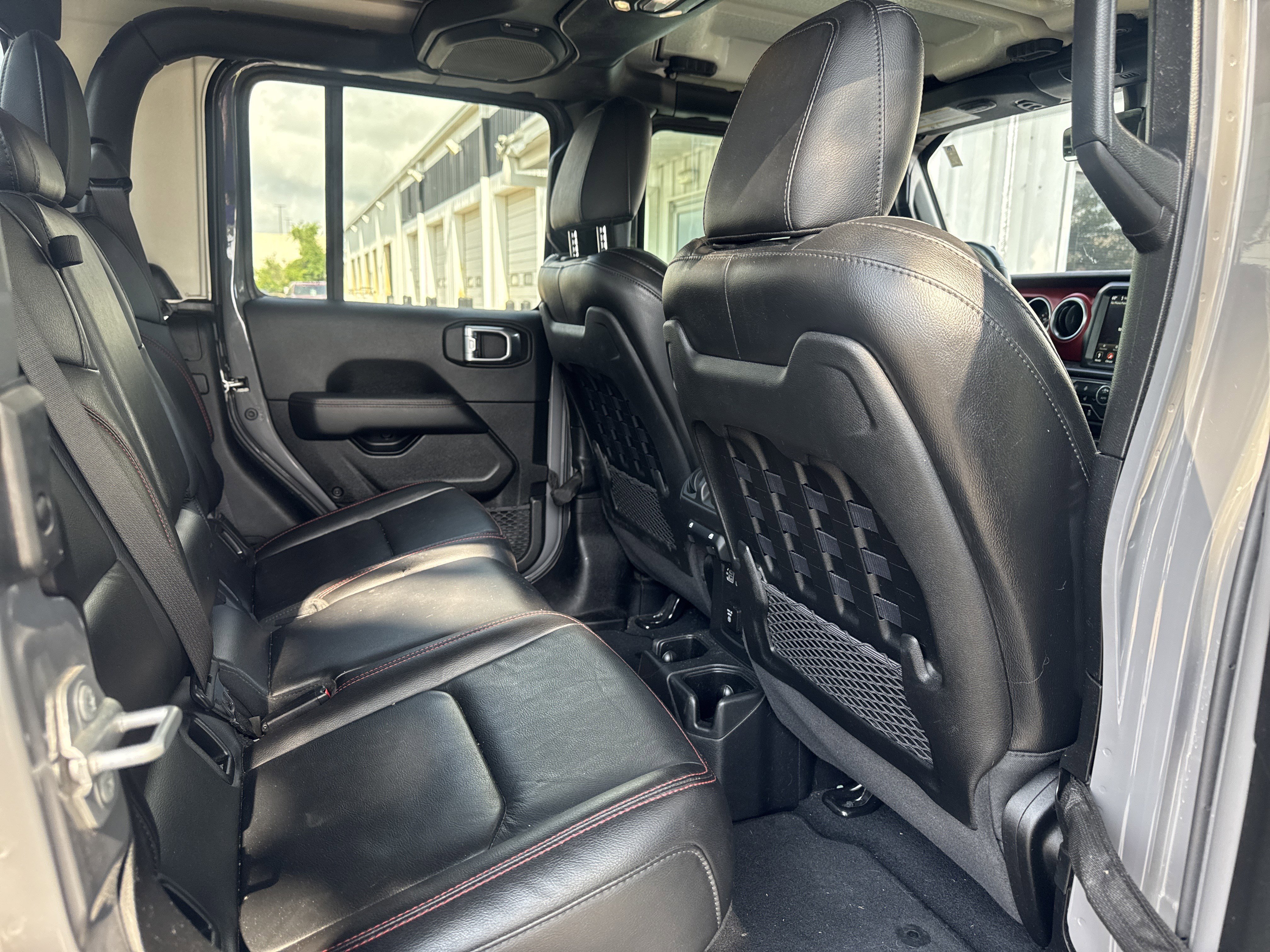 Used 2021 Jeep Gladiator Rubicon AWD/4WD image 11