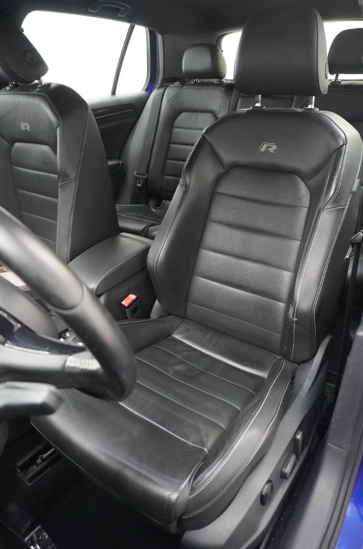 Used 2016 Volkswagen Golf R 4-Door AWD/4WD image 4
