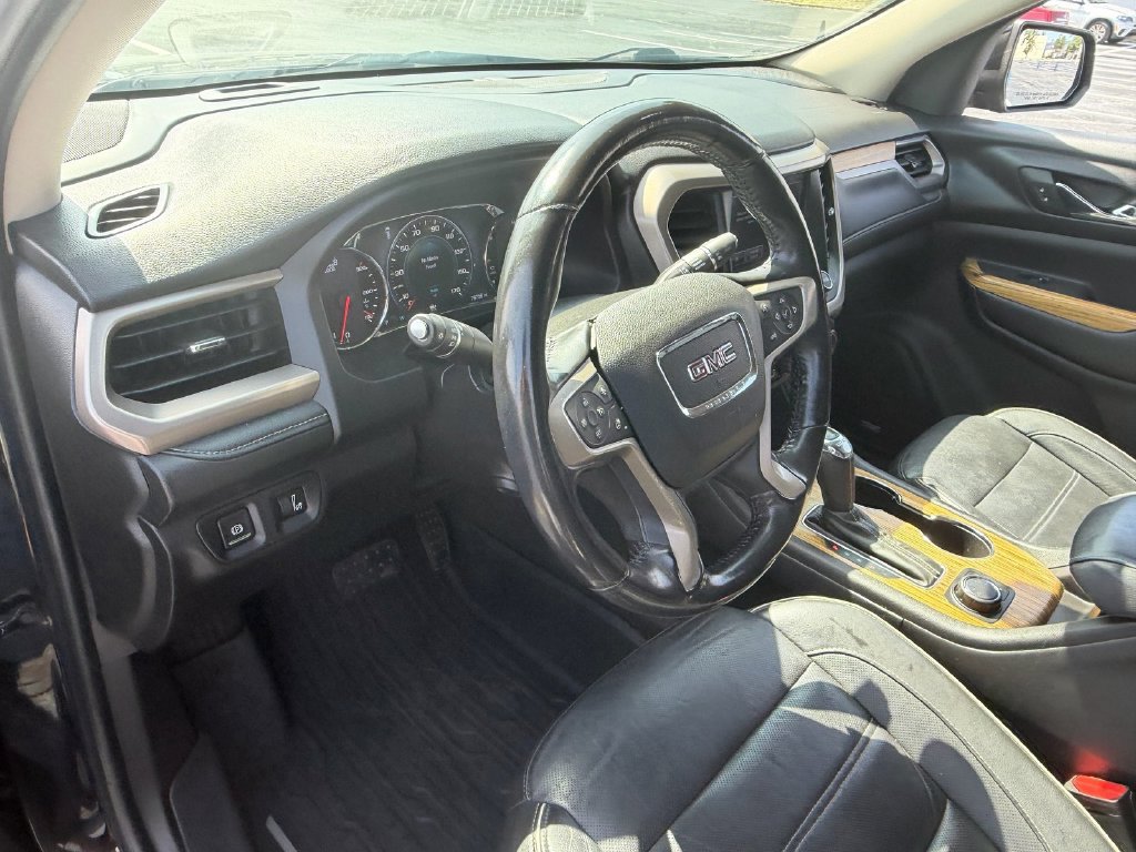 Certified 2018 GMC Acadia Denali w/ Technology Package AWD/4WD image 10