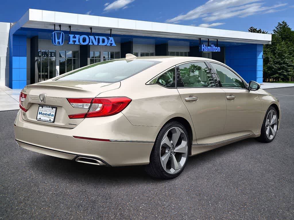 Used 2018 Honda Accord Touring image 24