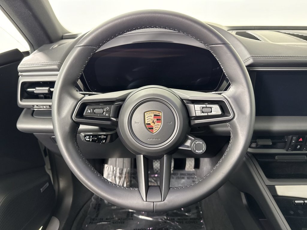Certified 2025 Porsche Macan 4 Electric AWD/4WD image 35