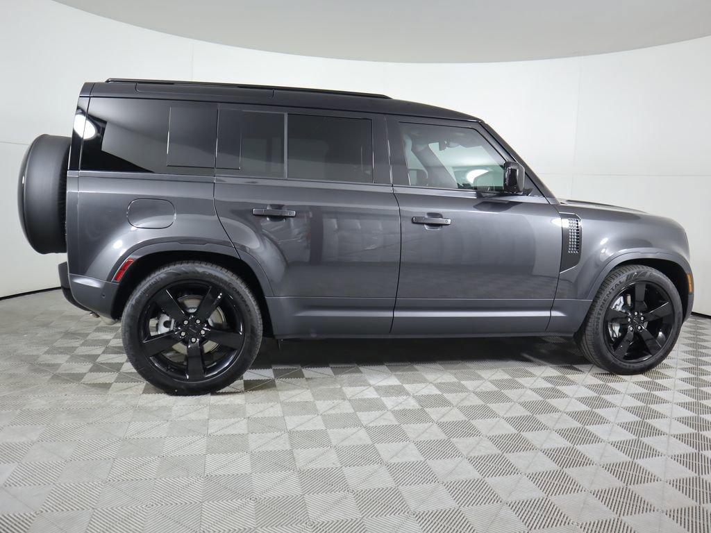 New 2026 Land Rover Defender 110 S image 4
