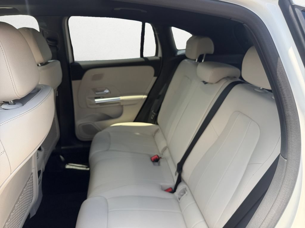 New 2026 Mercedes-Benz GLA 250 image 13