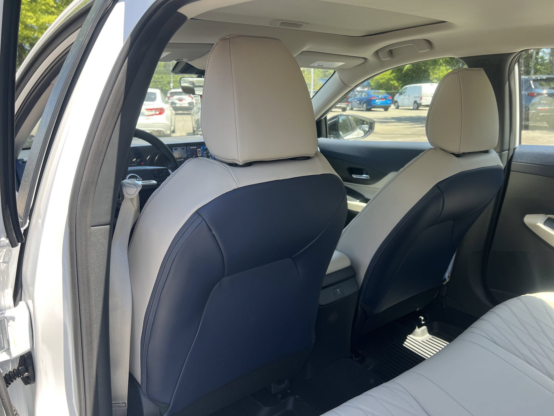 New 2026 Nissan Sentra SL w/ Floor Mat Package FWD image 18