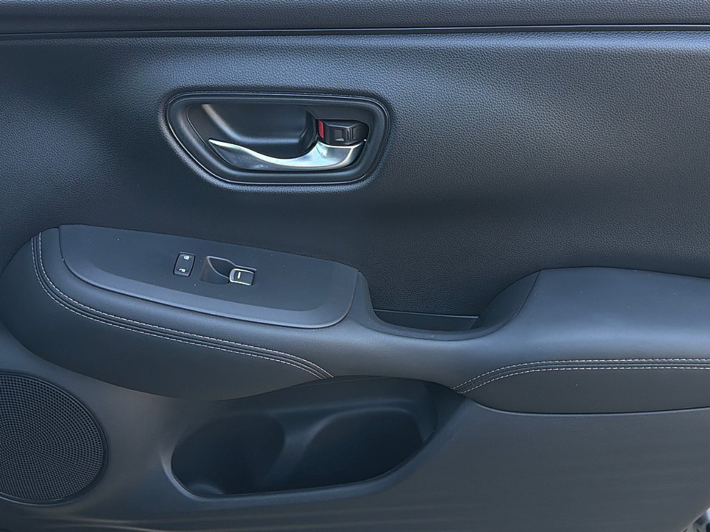 Used 2025 Honda HR-V EX-L image 29