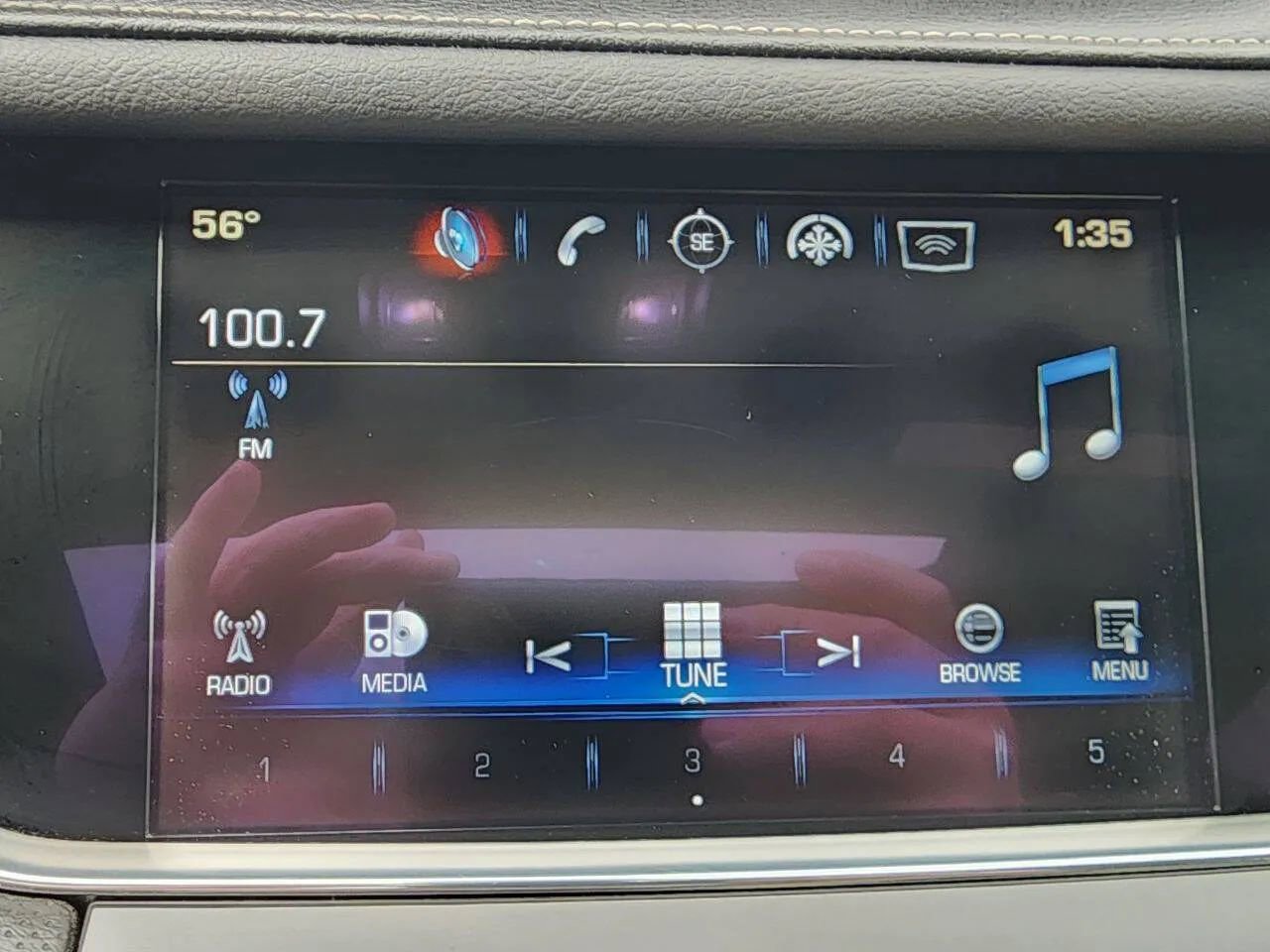 Used 2017 Cadillac XT5 Luxury w/ Driver Awareness Package image 23