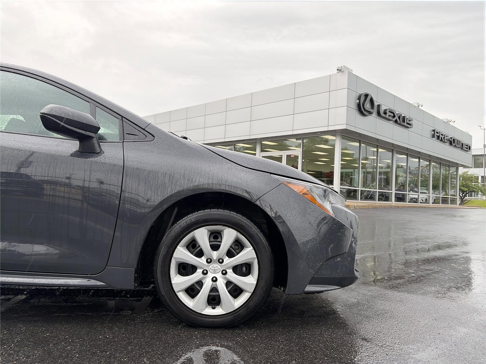 Used 2023 Toyota Corolla LE FWD image 15