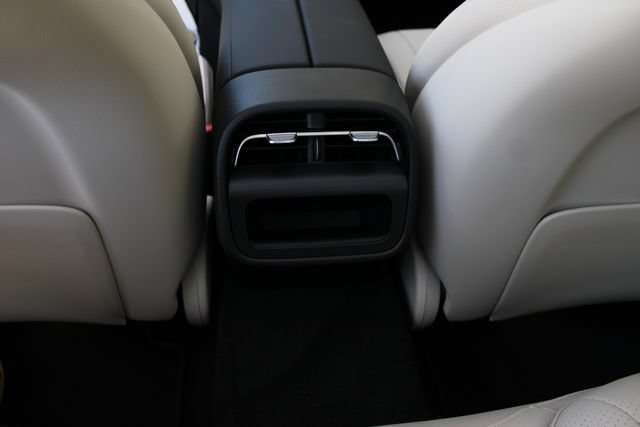 New 2026 Mercedes-Benz E 450 4MATIC Sedan image 24