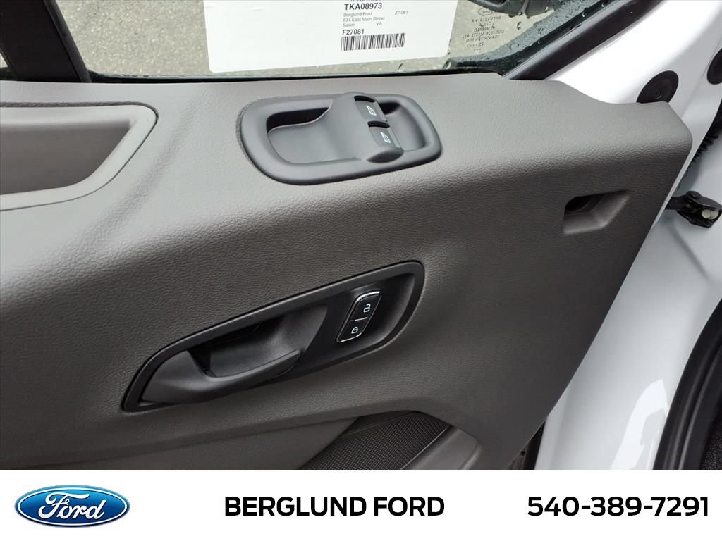 New 2026 Ford Transit 250 148 Medium Roof RWD image 9
