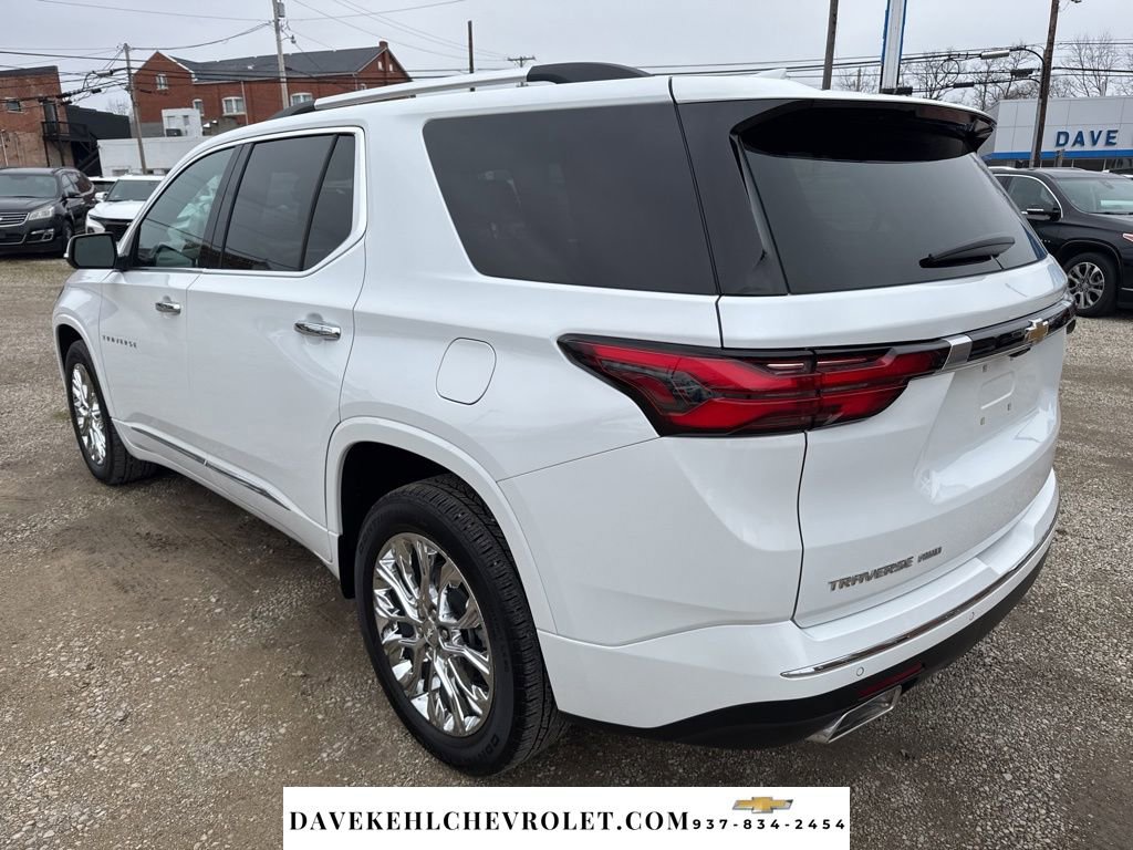 Used 2022 Chevrolet Traverse Premier image 3