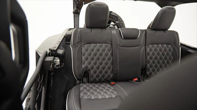 Used 2025 Jeep Wrangler Unlimited Sport image 13