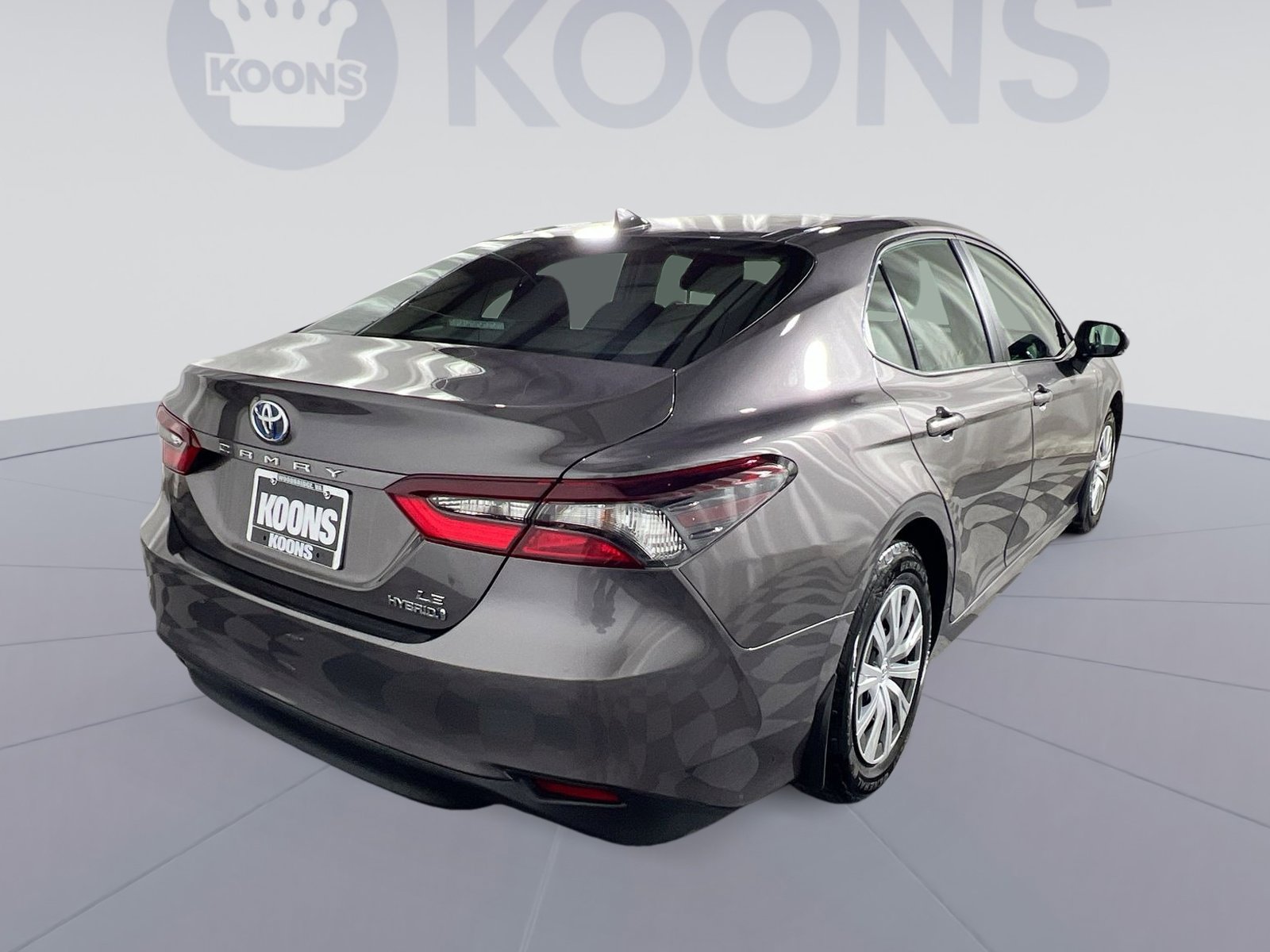 Used 2022 Toyota Camry LE image 7