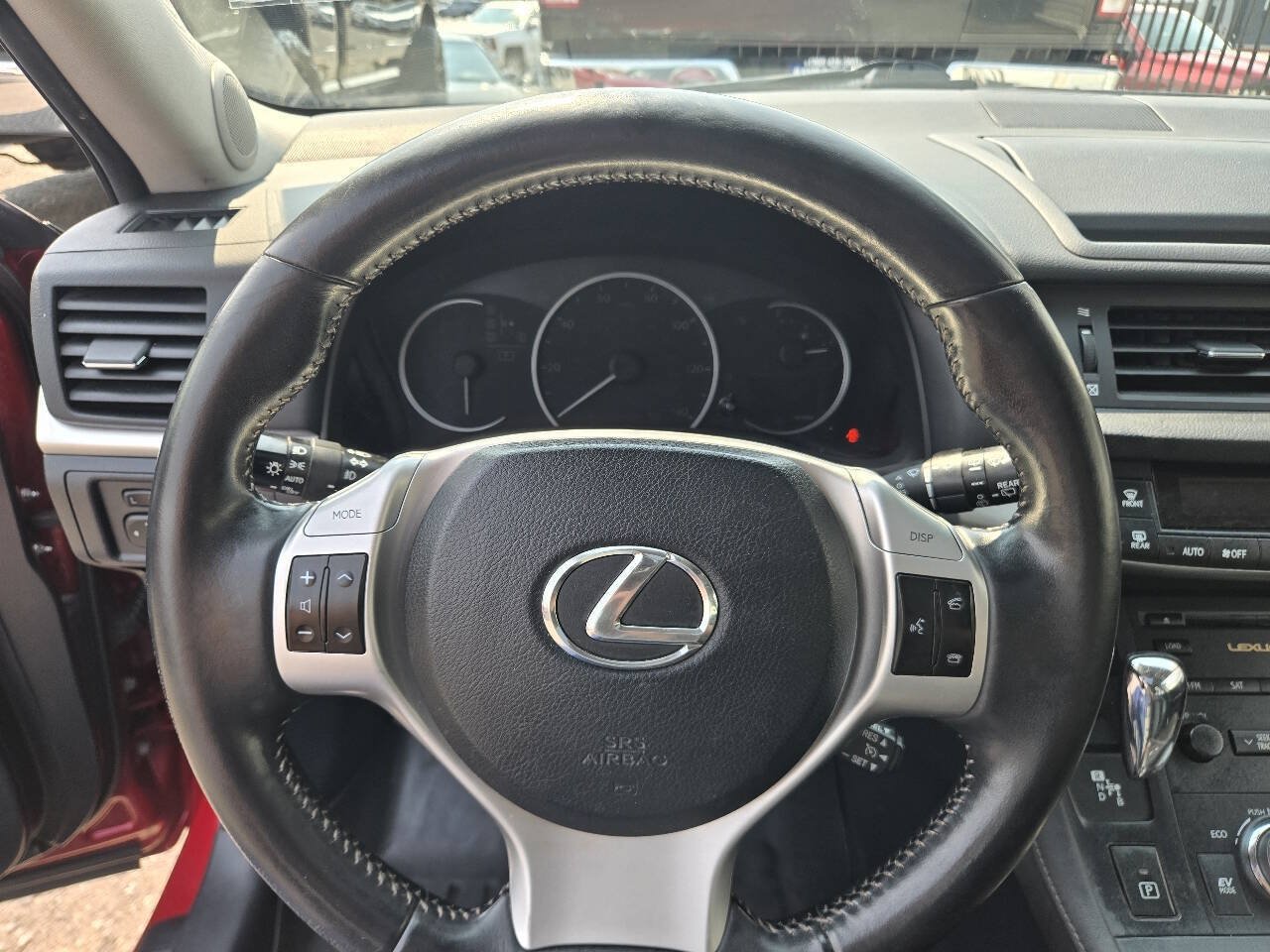 Used 2011 Lexus CT 200h Premium w/ Premium Audio Pkg FWD image 10