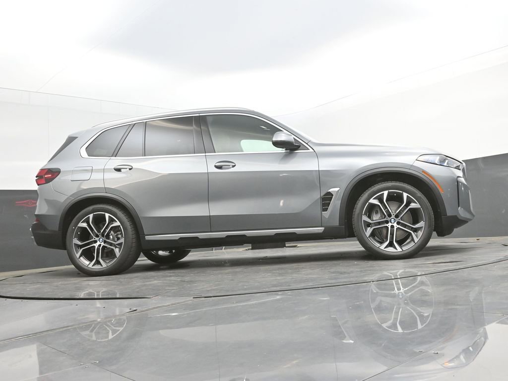 New 2026 BMW X5 xDrive50e AWD/4WD image 47